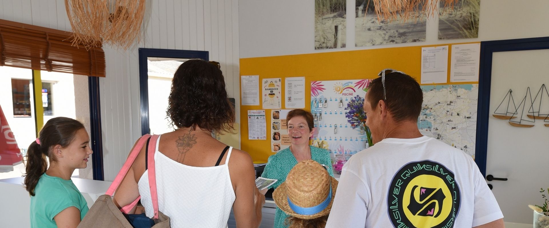 accueil camping la piscine