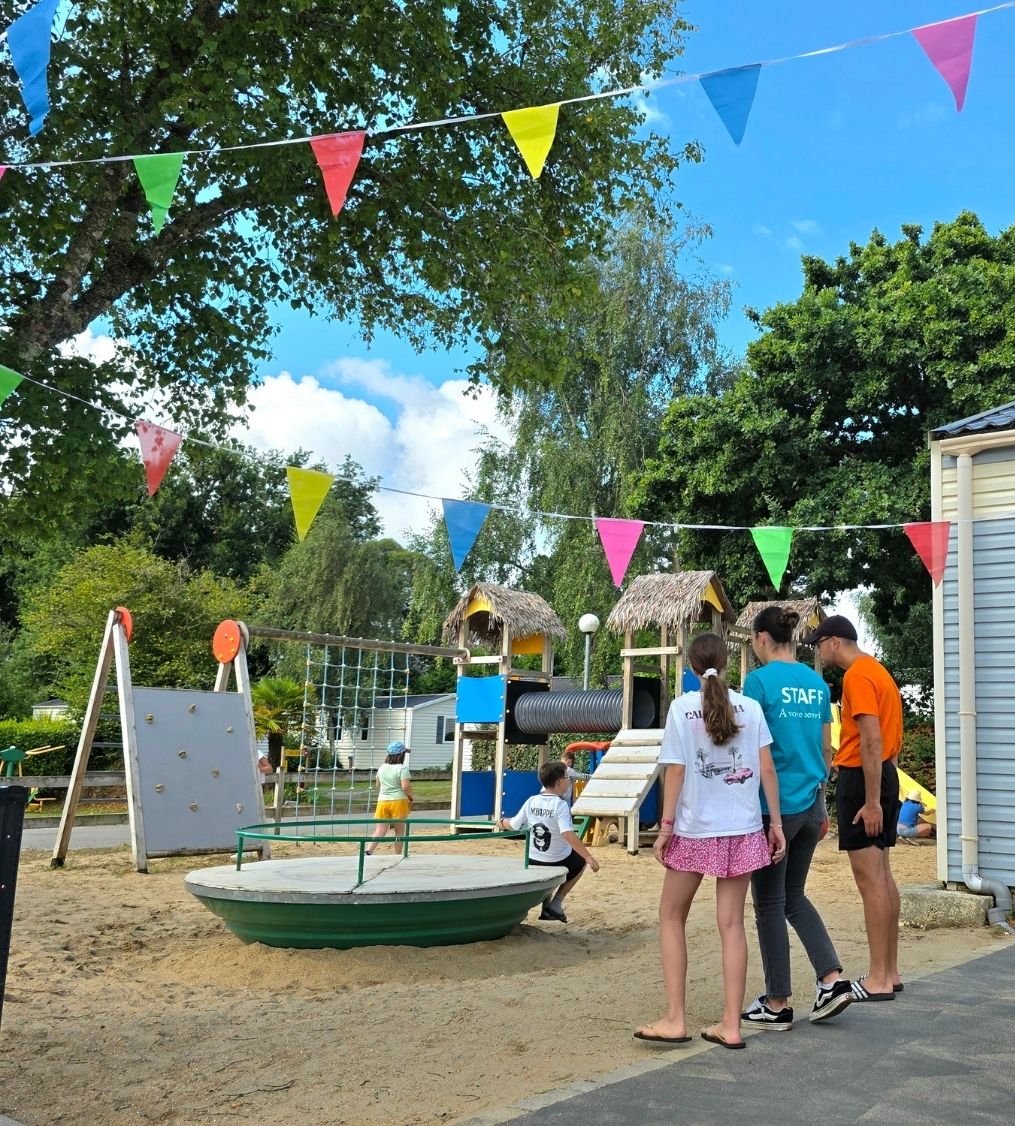 camping a fousenant avec activité