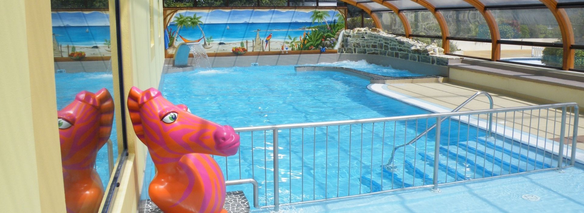 parc aquatique avec piscine chaufee